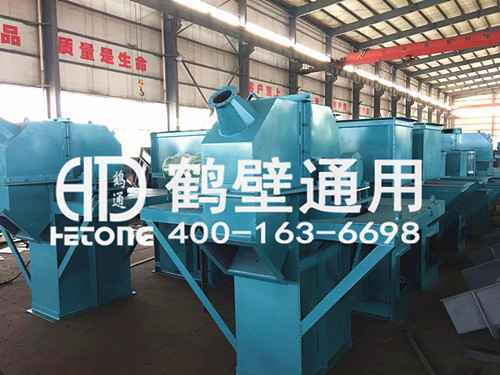 鹤壁通用TD带式斗式提升机车间现场图