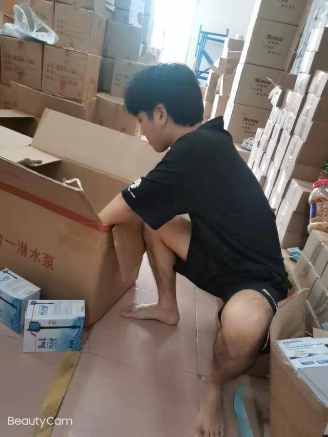 从负债者到老板 一个00后的创业之路（00后白手起家创业）