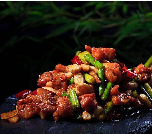 味精和鸡精的成分区别（鸡精和味精的区别）