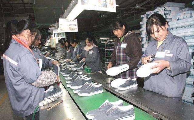 温州一代“鞋王”谢幕：炒矿失败、欠债1.6亿，再次远走澳大利亚