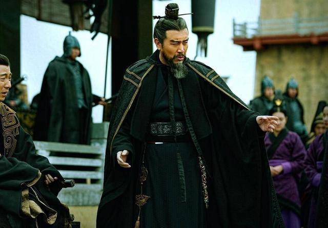 三国“喷子三人团”之祢衡：把曹操阵营里的人挨个骂（曹操和祢衡）