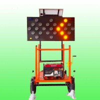 牵引式太阳能交通标志车 太阳能施工导向指示车价格